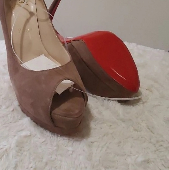 CHRISTIAN LOUBOUTIN RED BOTTOM - Picture 4 of 6